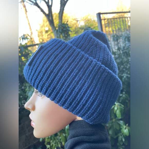 Coach True Blue Ribbed Beanie. - Picture 3 of 12